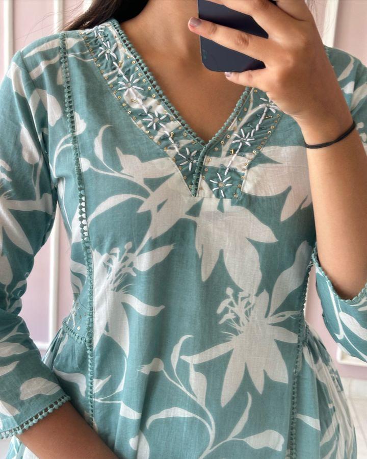 Pure cotton in Abstract Floral Print kurti pant set size 38 40 42 44 46 48 50