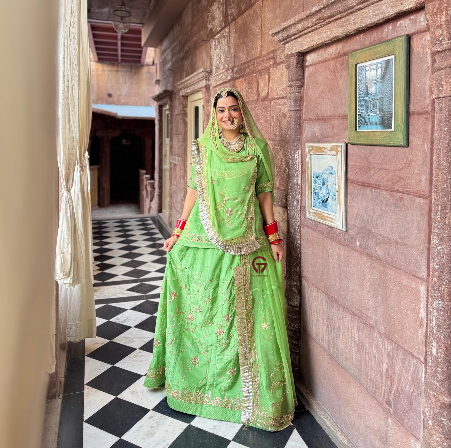Royal Rajwadi look poshak
