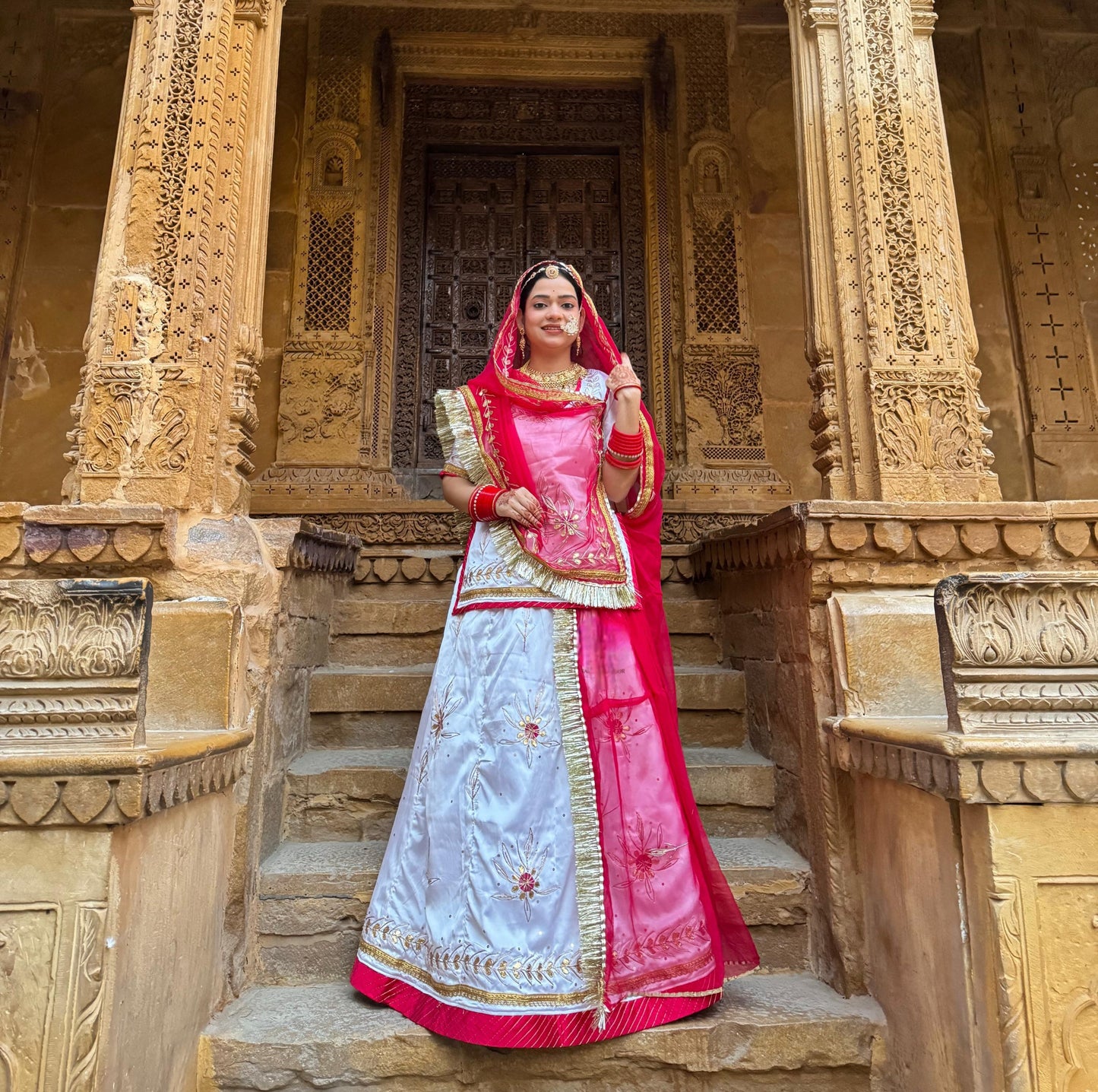 Royal Rajwadi SATAN SILK pure contrast Odhni fancy POSHAK code:Gg