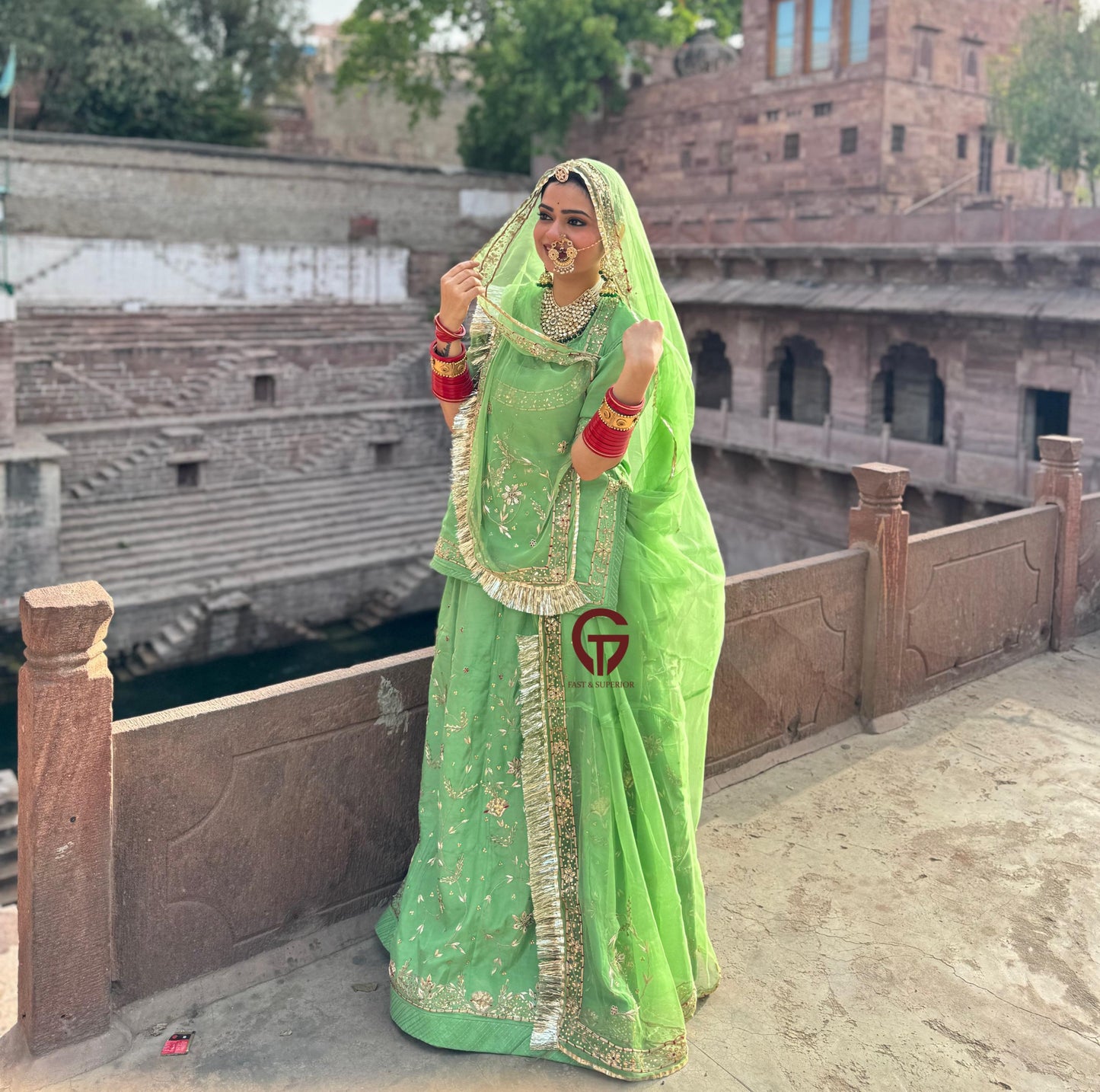 Royal Rajwadi look poshak