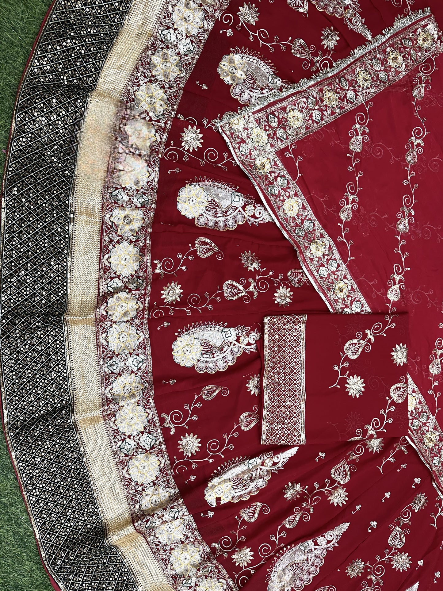 Rajwadi Elegance โ Handcrafted Rajasthani Heritage Wear