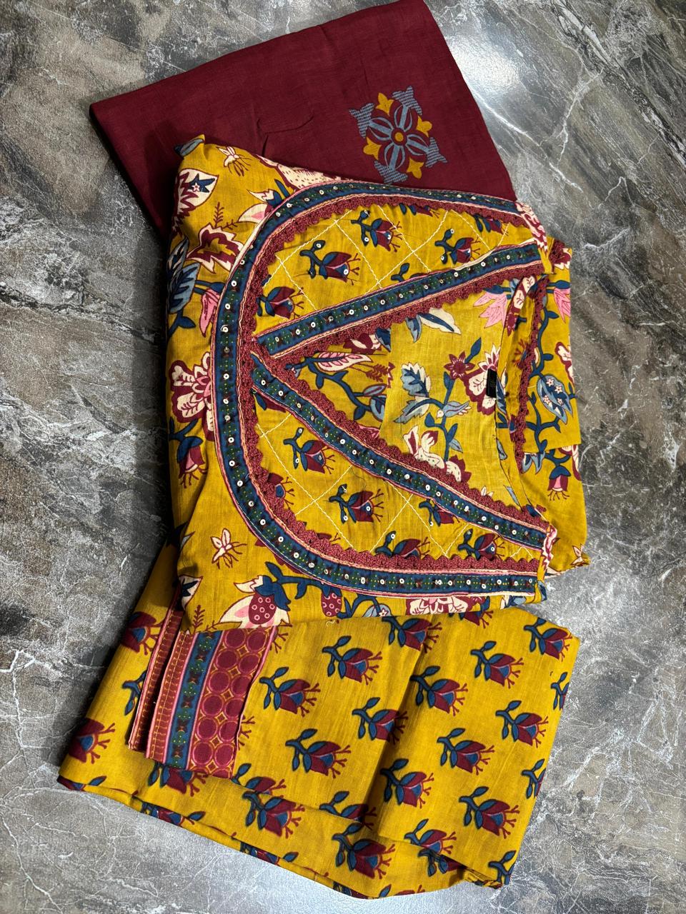 Anarkali kurta set with new style. Size available*- *38,40,42,44,