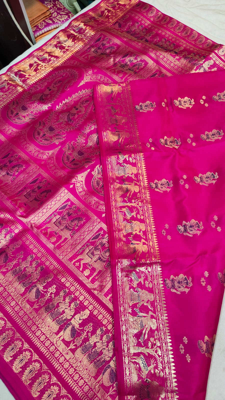 Beautiful Handwoven Bishnupur Baluchari silk saree 💫