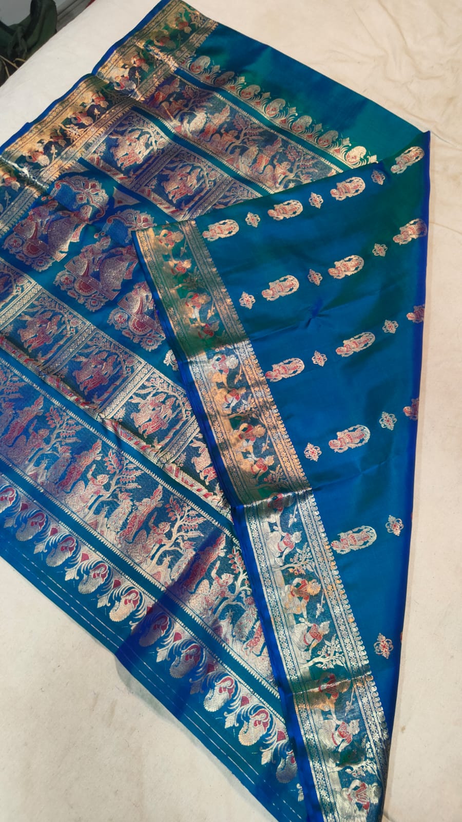 Handwoven Bishnupur Baluchari Swarnachari pure silk saree*(silk mark certified)