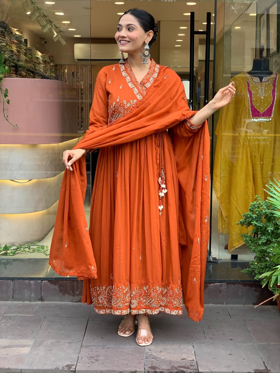 BEAUTIFUL COTTON ANGRAKHA KURTI PANT AND DUPATTA SET SIZE :- M TO XXL