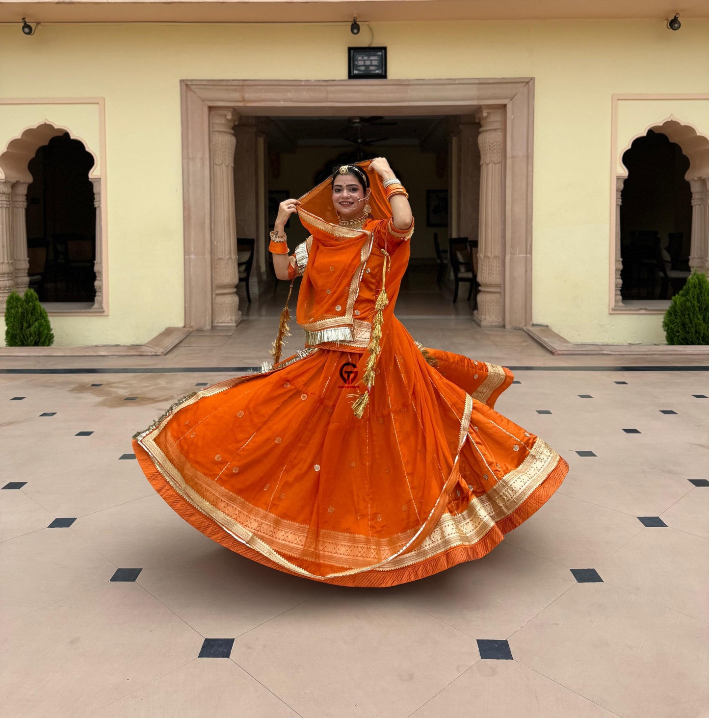 Regal 32 Ghera Heavy Designer Poshak