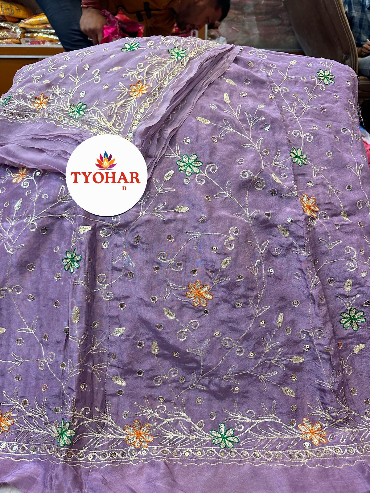 Upada pure odhna heavy jari work poshak