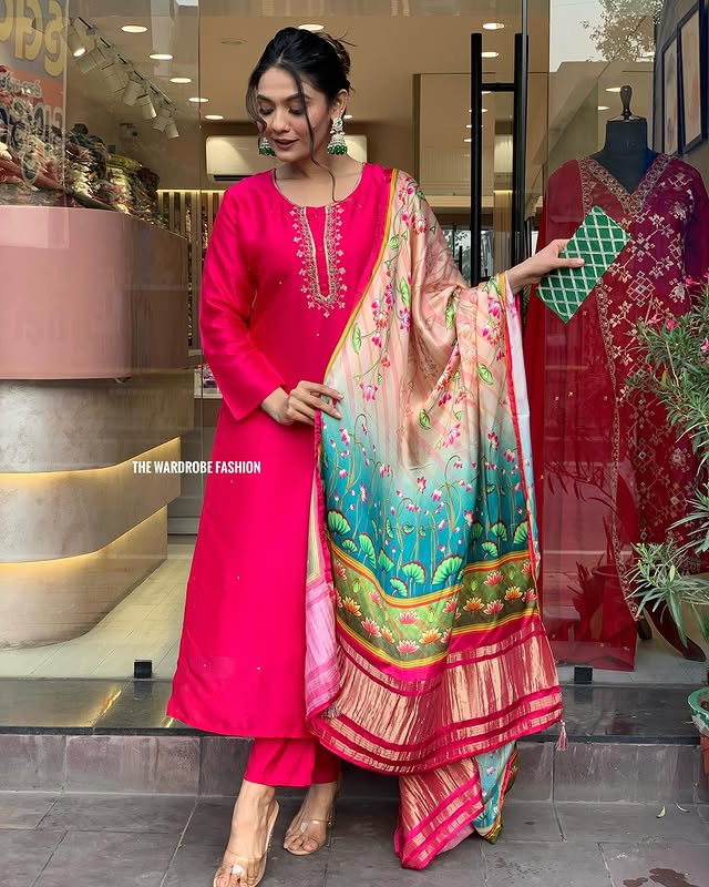 Elegant Chinon Fabric designer festive wear kurti set  Sizes : 38, 40, 42, 44, 46*