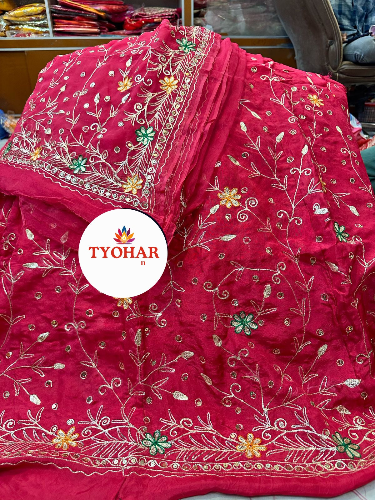 Upada pure odhna heavy jari work poshak