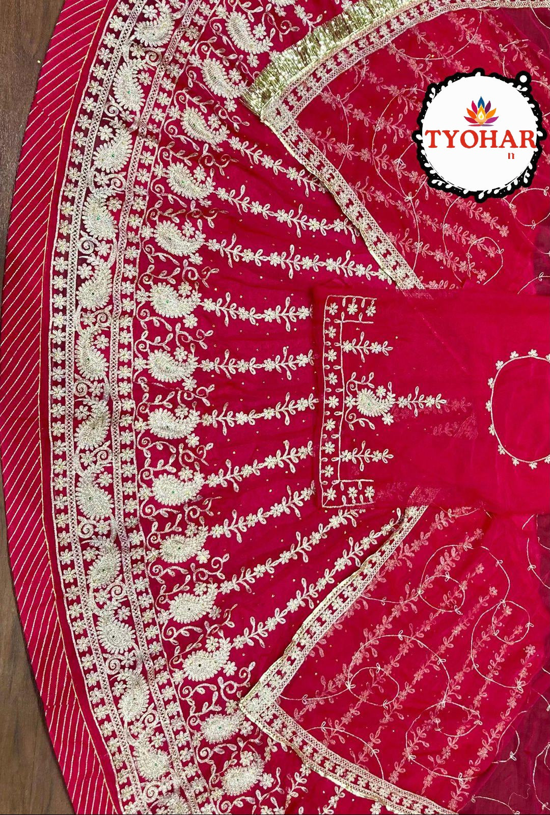 Designer 24 kali poshak