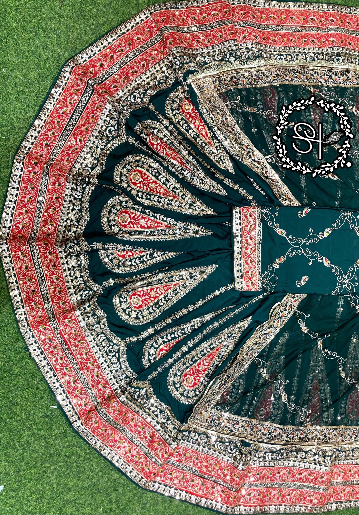 Designer 4 MTR Gher Crepe Silk Rajputi Poshak with Pure Humrahi Odhni & Vintage Zari Velvet Patch Work