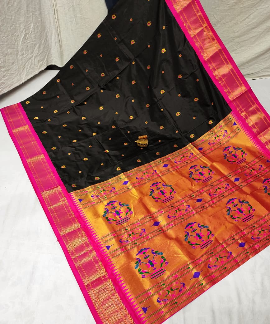 Majestic Karnful Peacock Kadiyal Pure Silk Paithani