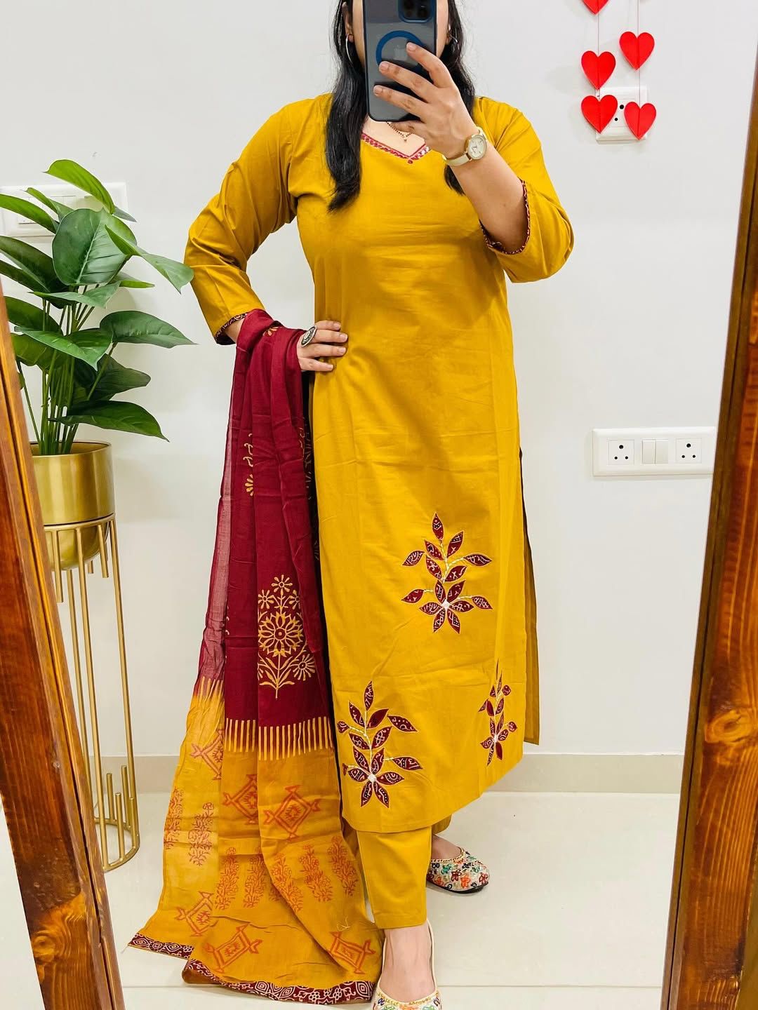 Beautiful hand embroidered cotton kurti pant dupatta set Size available -: 38/40/42/44/46 (M to 3XL)*