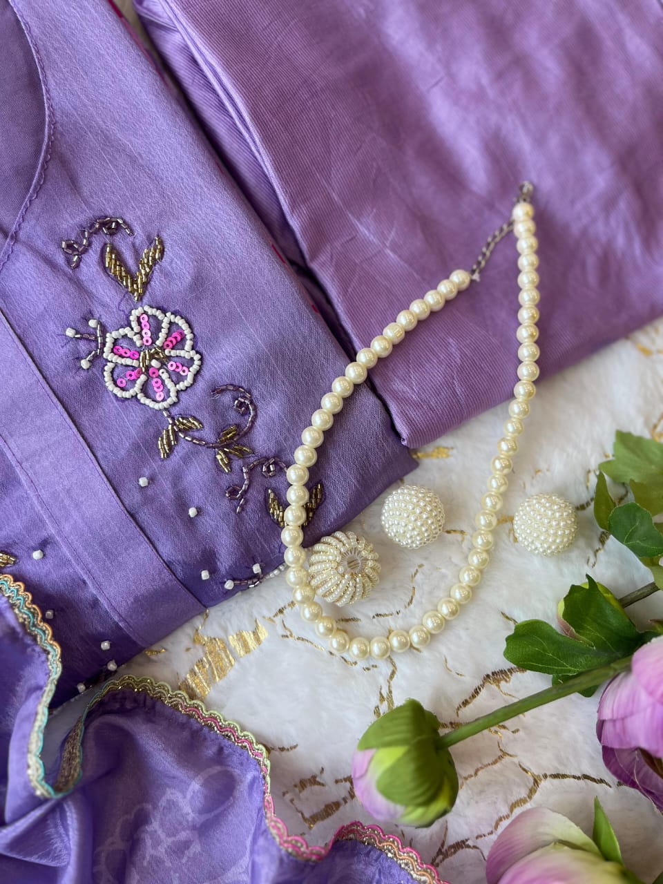 Beautiful shimmer 3 piece elegant suit set Size M L XL XXL