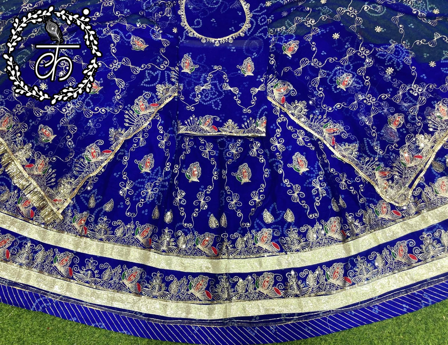BOTIQUE CHUNNARI Hevy Quality half pure fabric with Bright Colours elegant poshak