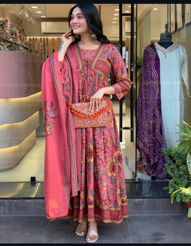 Elegant Partywear Embroidery sequence work Anarkali kurti set size- M-38/L-40/Xl- 42/XXL- 44, XXXL-46*