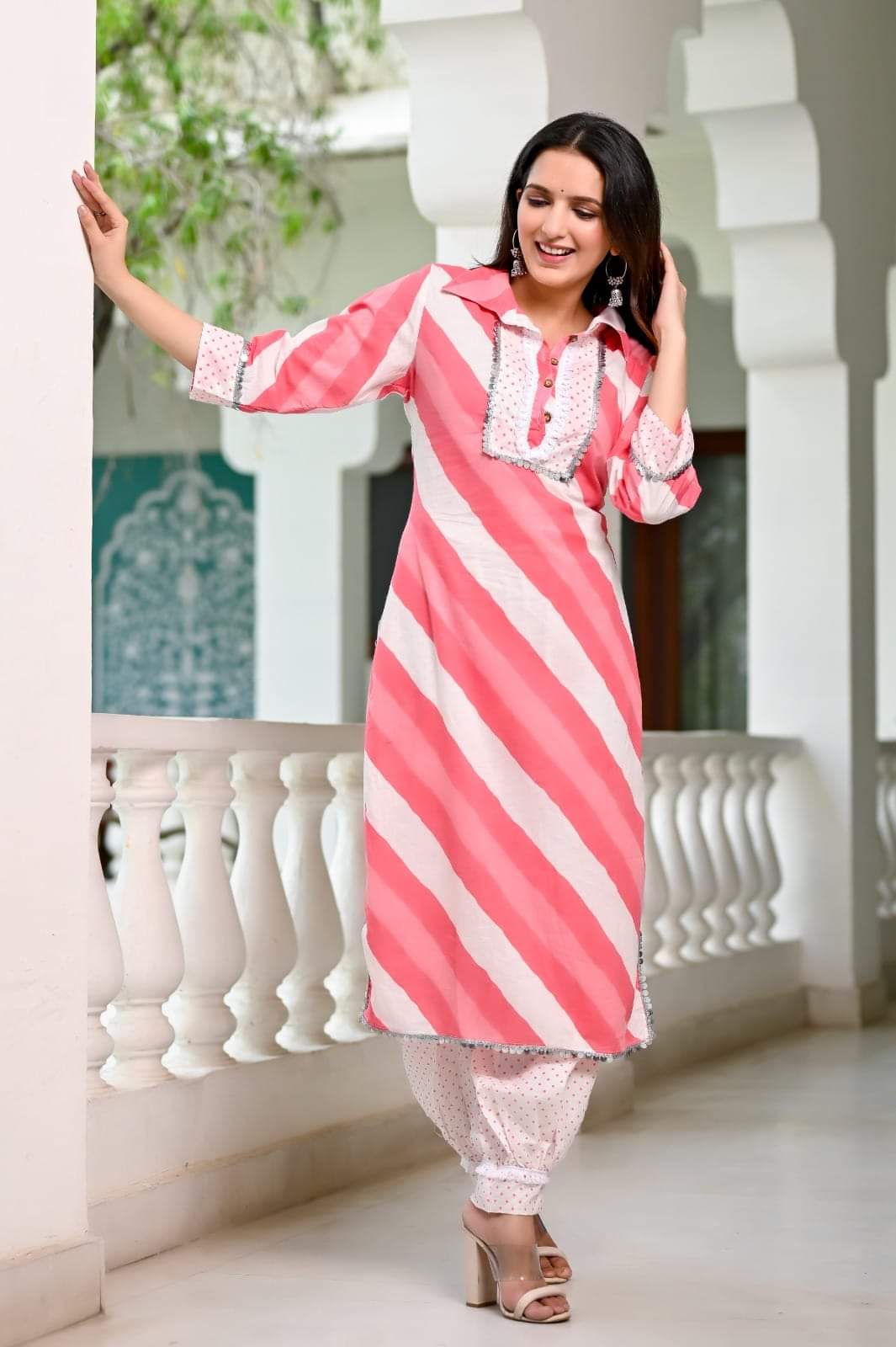 Lahriya print cotton kurti 
with afgani pent  size 38 to 44