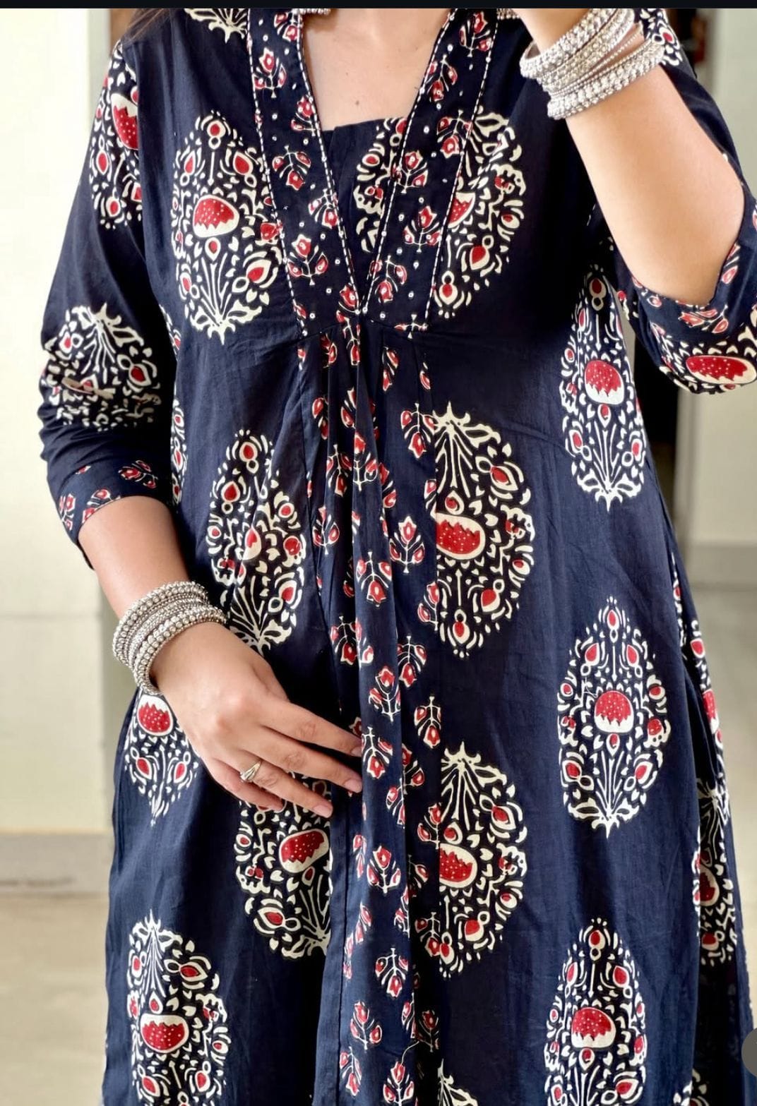 Embroidered& pitten work printed Cotton kurta & pant with malmal dupatta set Size 38 40 42 44 46