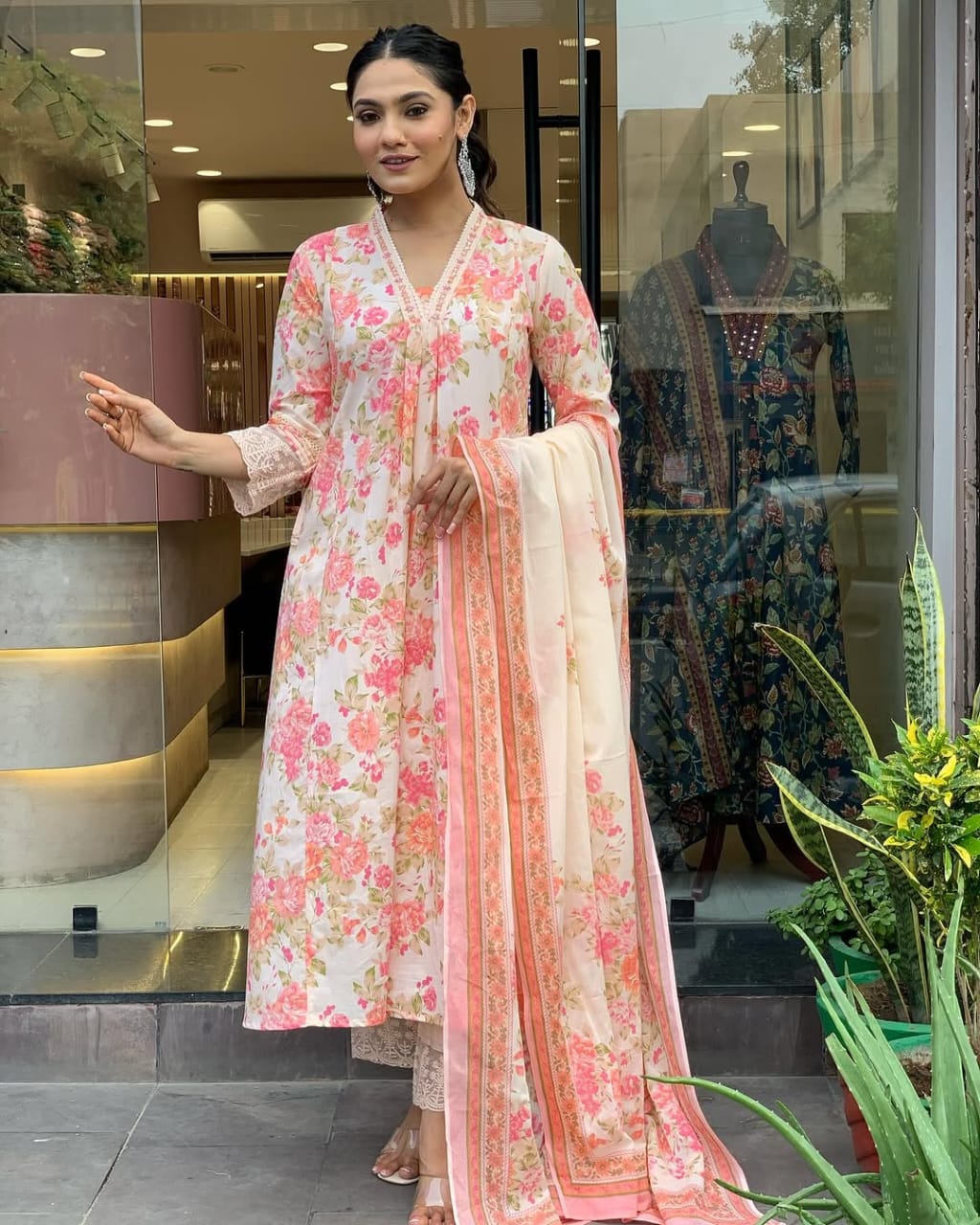 Elegant embroidery work anarkali kurta pant dupatta set Size 38 40 42 44