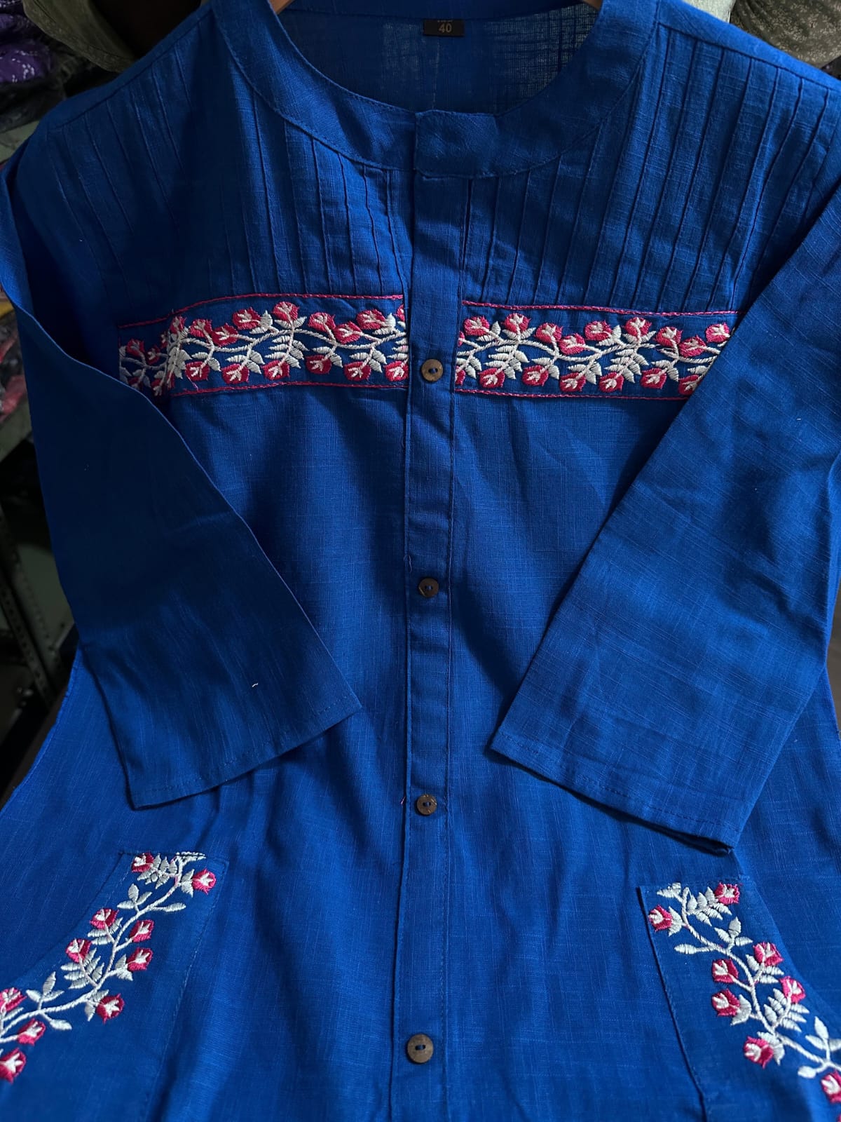 Pure fine Cotton Slub fabric Embroidery Work Kurti with Pant 
Size: *M/38, L/40, XL/42, XXL/44,XXXl/46*