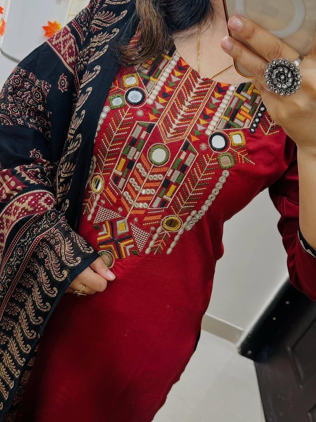 Beautiful Embroidery 3pcs pure cotton kurti set Size: *M/38, L/40, XL/42, XXL/44,XXXl/46*