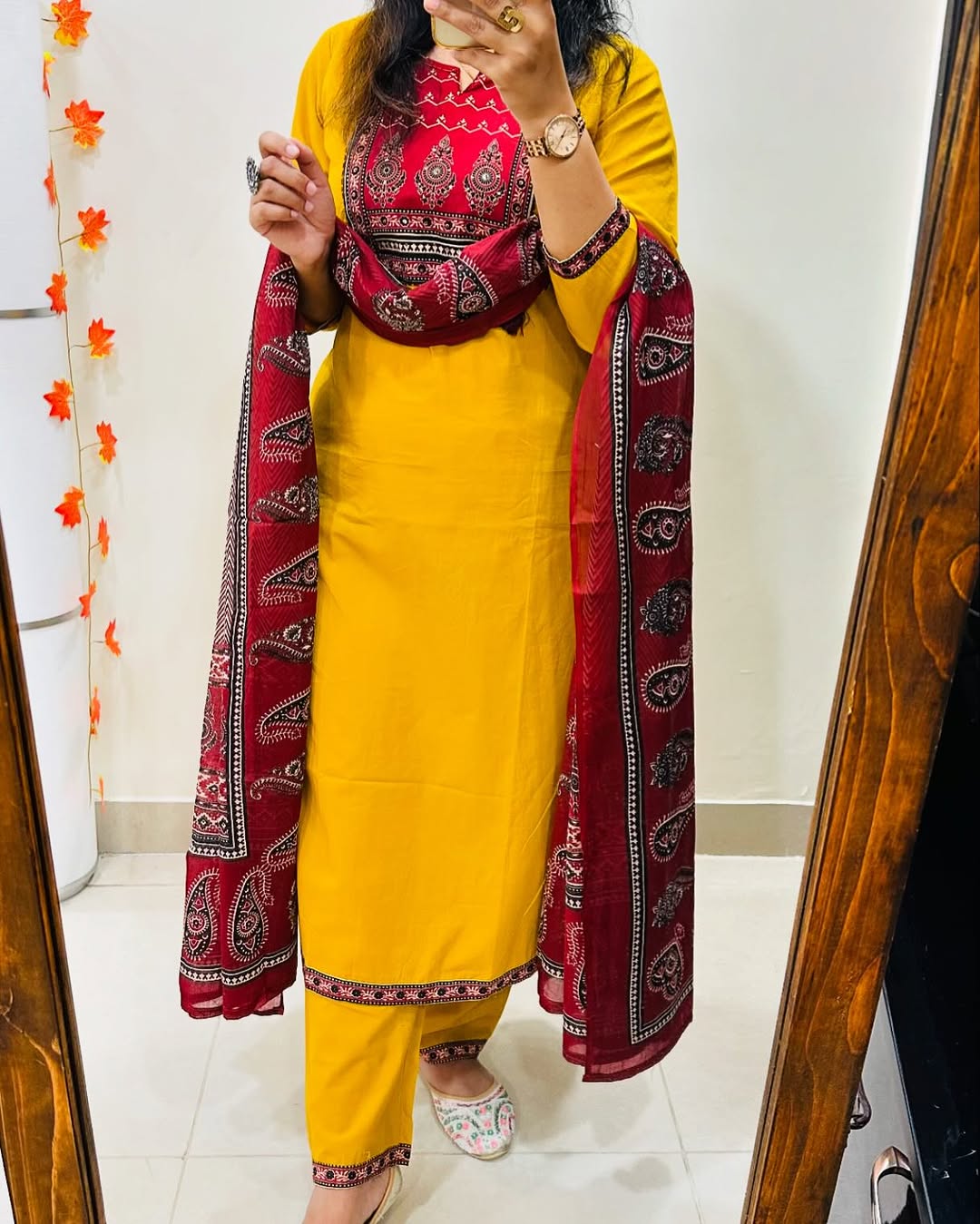 Pure fine Cotton fabric Kurti with Pant with cotton Dupatta*
Size: *M/38, L/40, XL/42, XXL/44,XXXl/46*