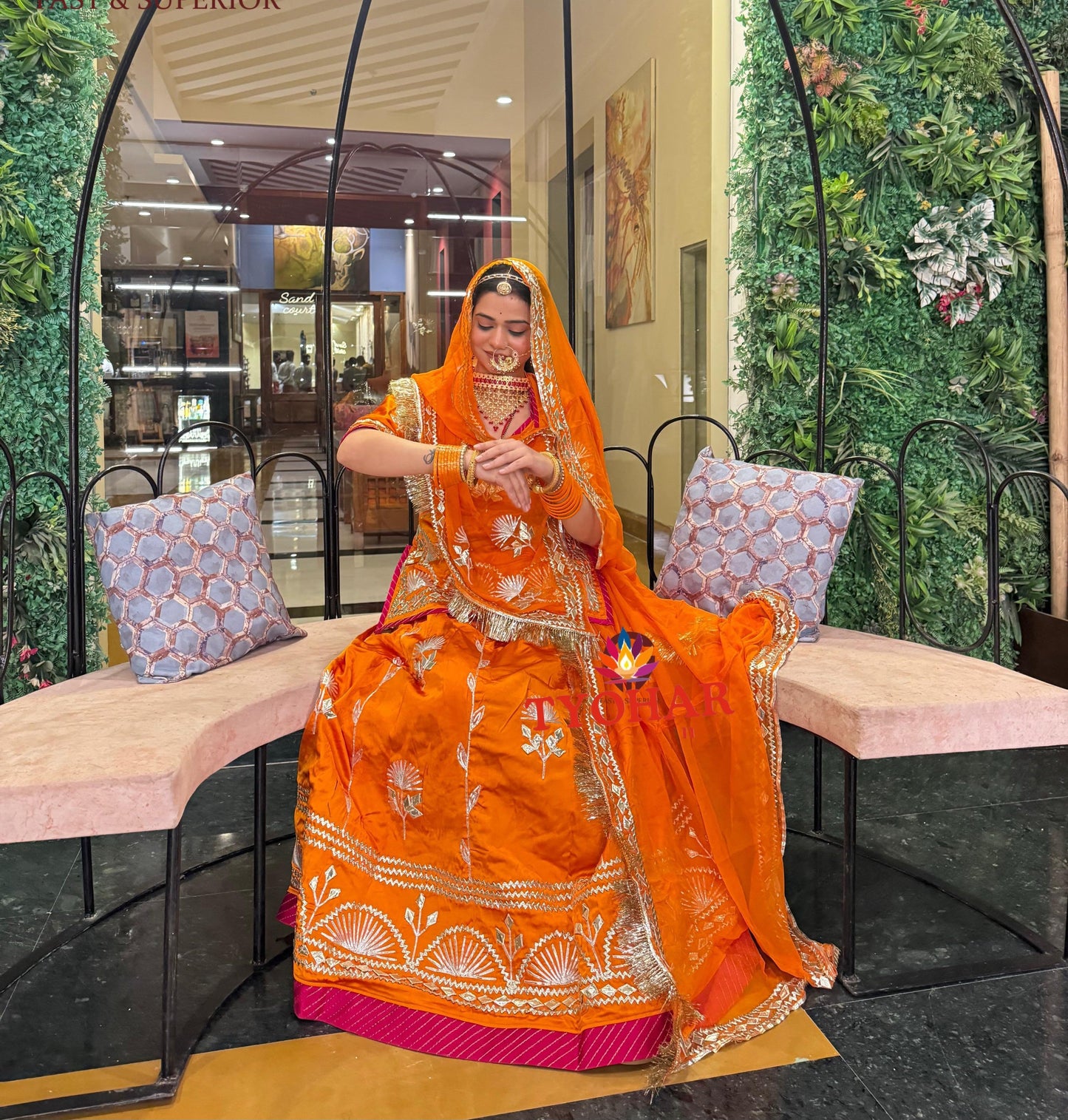 Royal Rajwadi look poshak