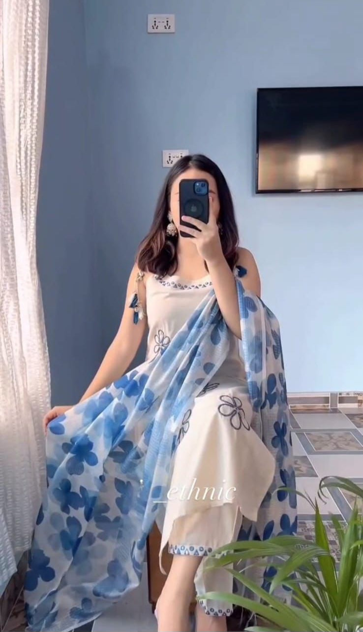 Elegant Sleeveless cotton handembroidery Beautiful Kurti pent Duppta set SIZE-S To 2XL (36to 44)*