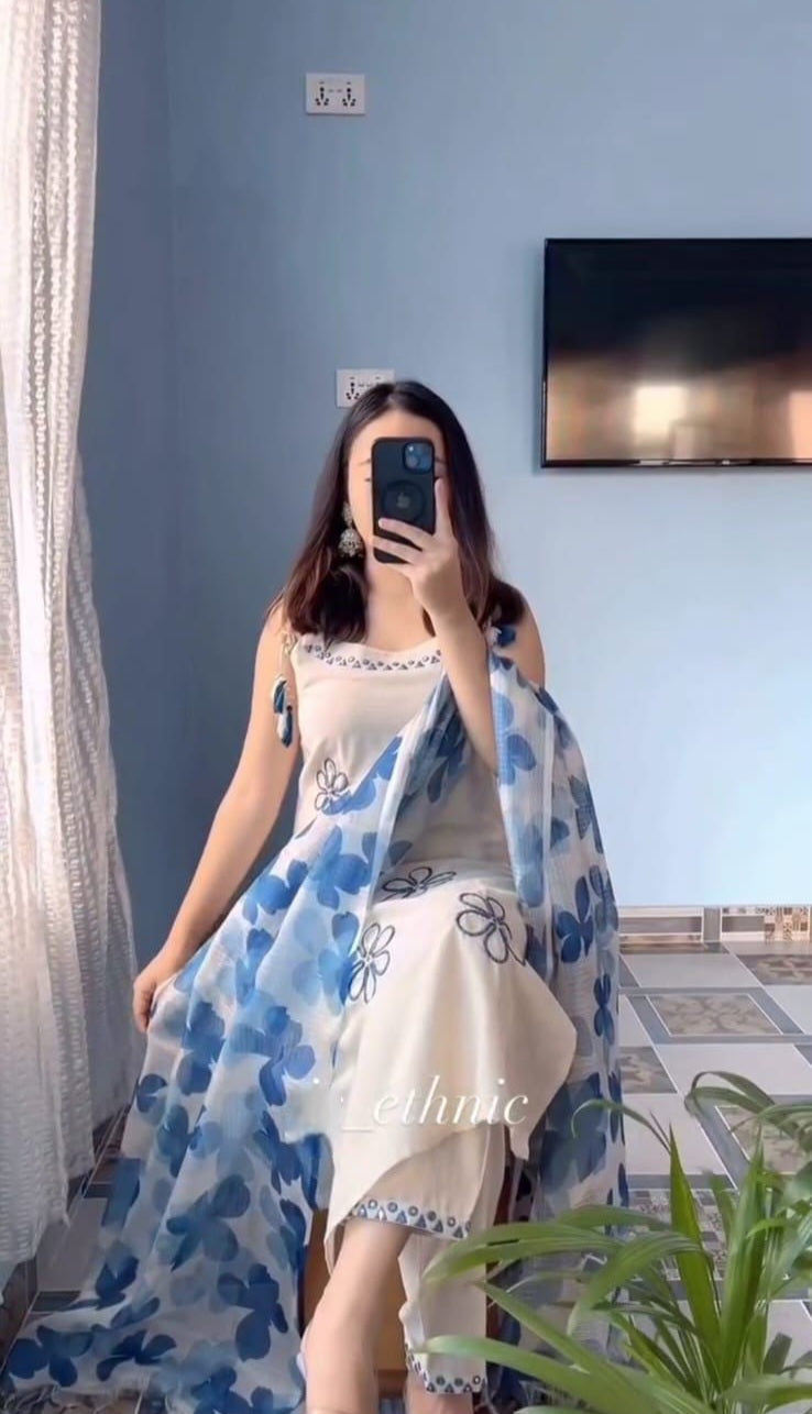 Elegant Sleeveless cotton handembroidery Beautiful Kurti pent Duppta set SIZE-S To 2XL (36to 44)*