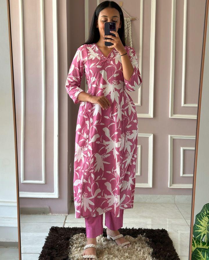 Pure cotton  in Abstract Floral Print kurti pant set  size 38 40 42 44 46 48 50