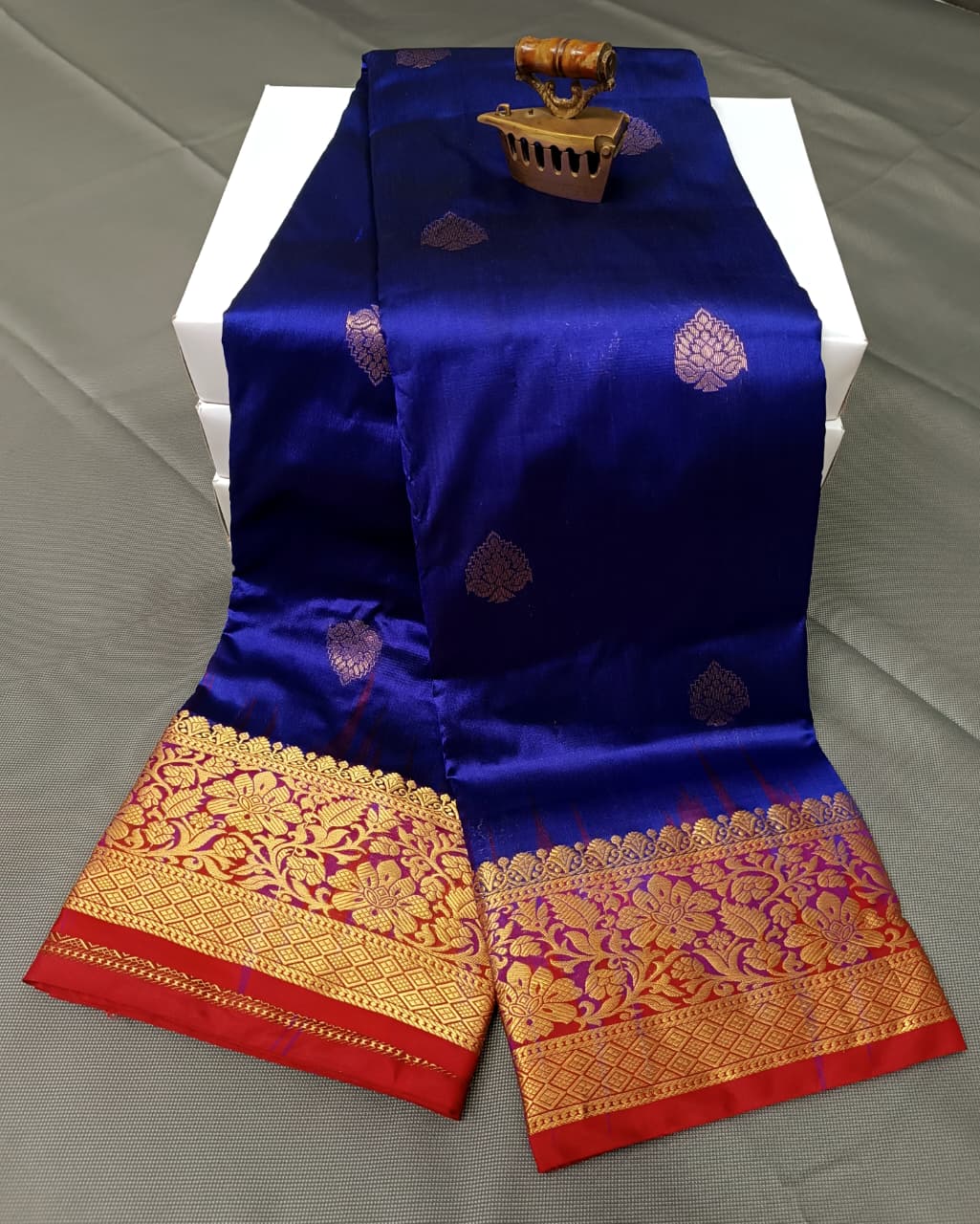 Kohinoor kanjivaram pure silk paithani Saree