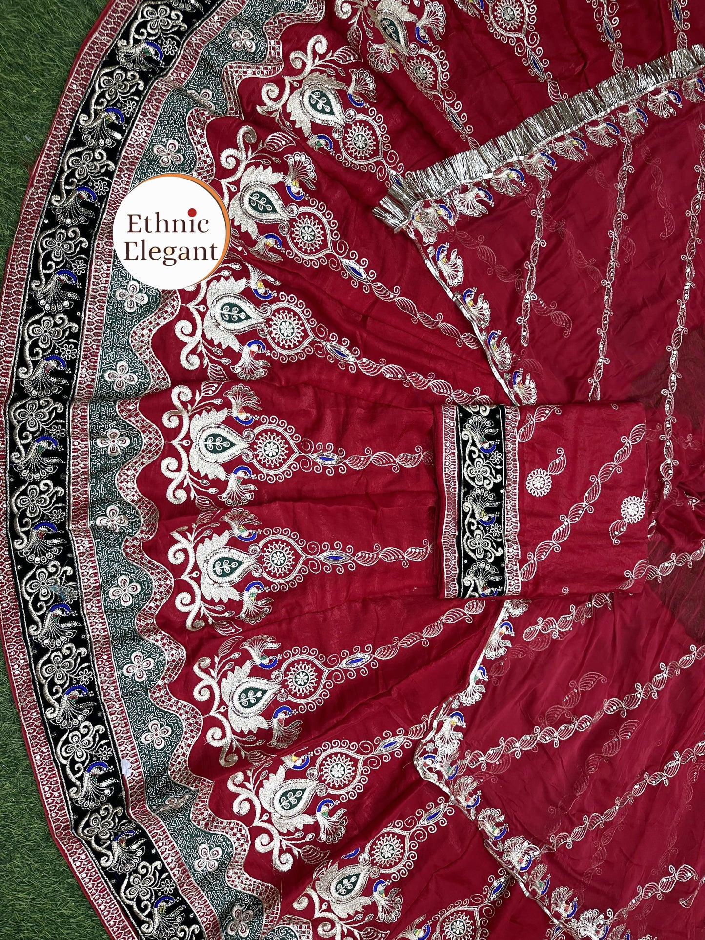 Elegant vintage style Barik Zari work 4 mtr gher designer poshak