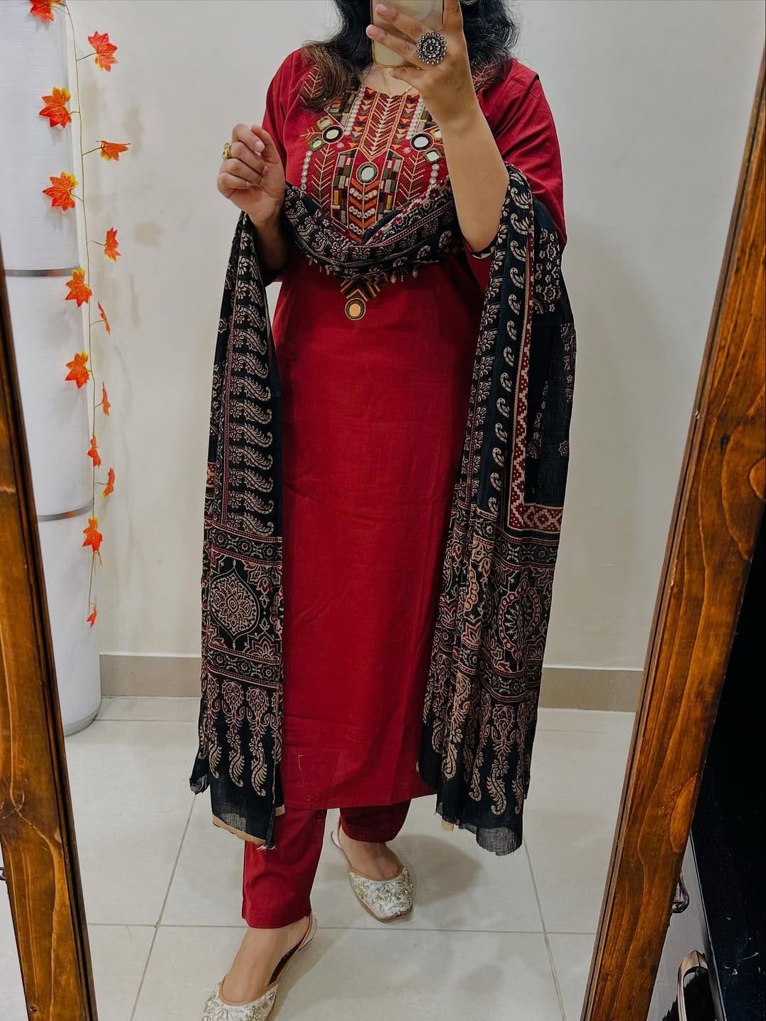 Beautiful Embroidery 3pcs pure cotton kurti set Size: *M/38, L/40, XL/42, XXL/44,XXXl/46*