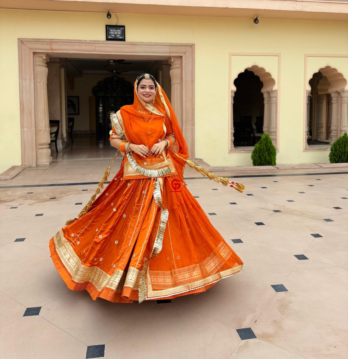 Regal 32 Ghera Heavy Designer Poshak