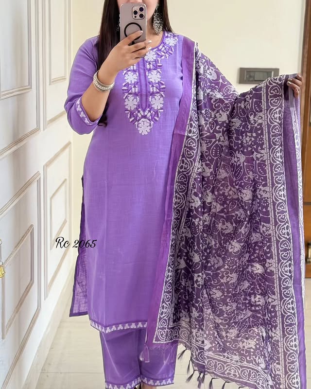 Beautiful embroidery cotton kurti set Size - 38/40/42/44*