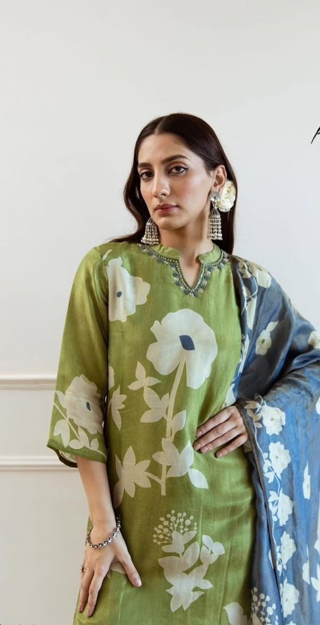 Beautiful pure cotton kurti pant dupatta set Size available -: 38/40/42/44/46 (M to 3XL)*