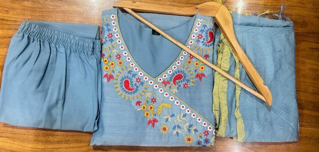 Elegant Partywear embroidery kurti set Size- M-38/L-40/Xl- 42/XXL- 44, xxxL-46