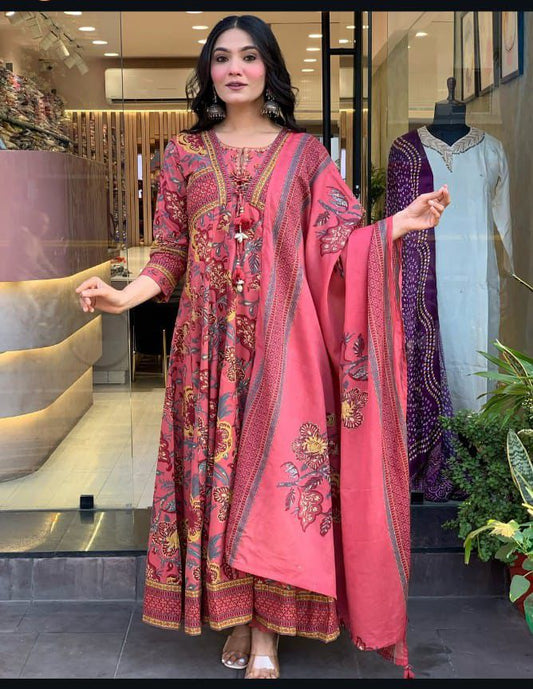 Elegant Partywear Embroidery sequence work Anarkali kurti set size- M-38/L-40/Xl- 42/XXL- 44, XXXL-46*