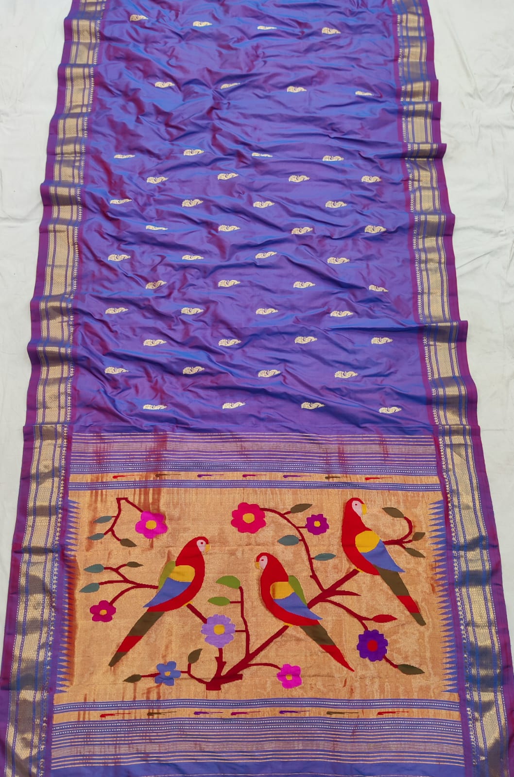 Golden & Silver Jari Yeola Handloom Paithani – Pure Silk Grandeur