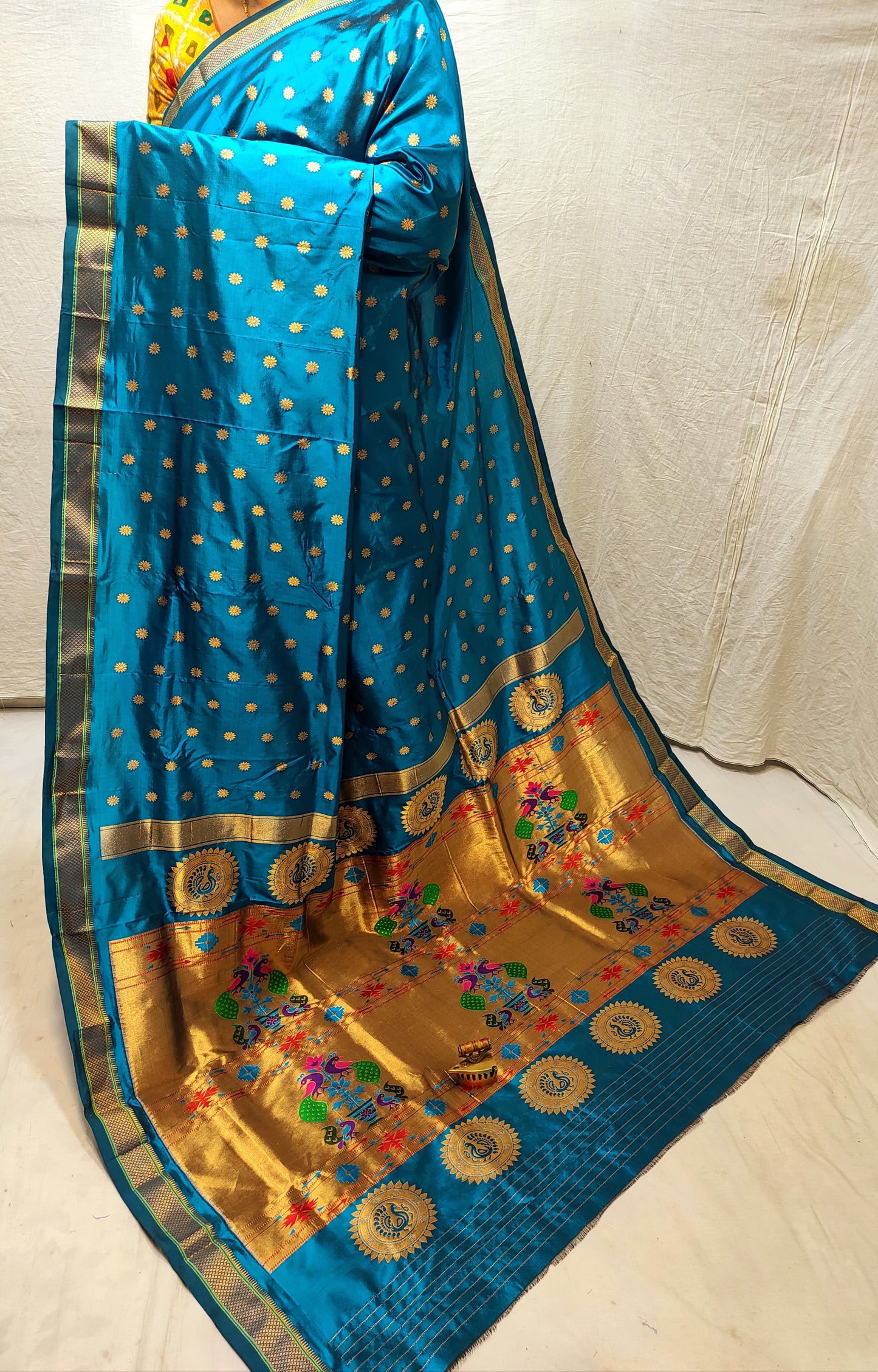 Maharani Kalanjali pure silk paithani Saree