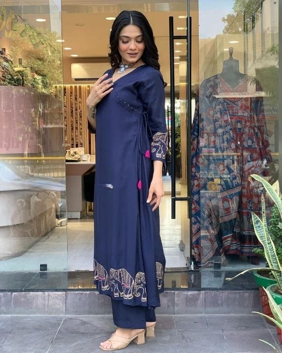 Elegant  embroidery work kurti set  Size - M/38 To XXl/44*