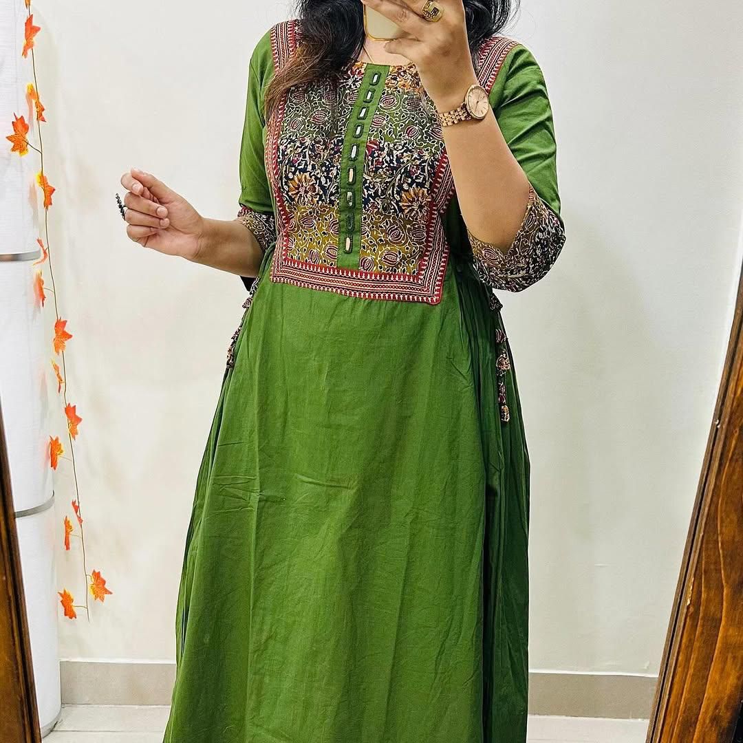 Designer heavy kurti palazzo set Feeting tussels both sides in umbrella cut  Size M /L/XL/XXL/XXXL*