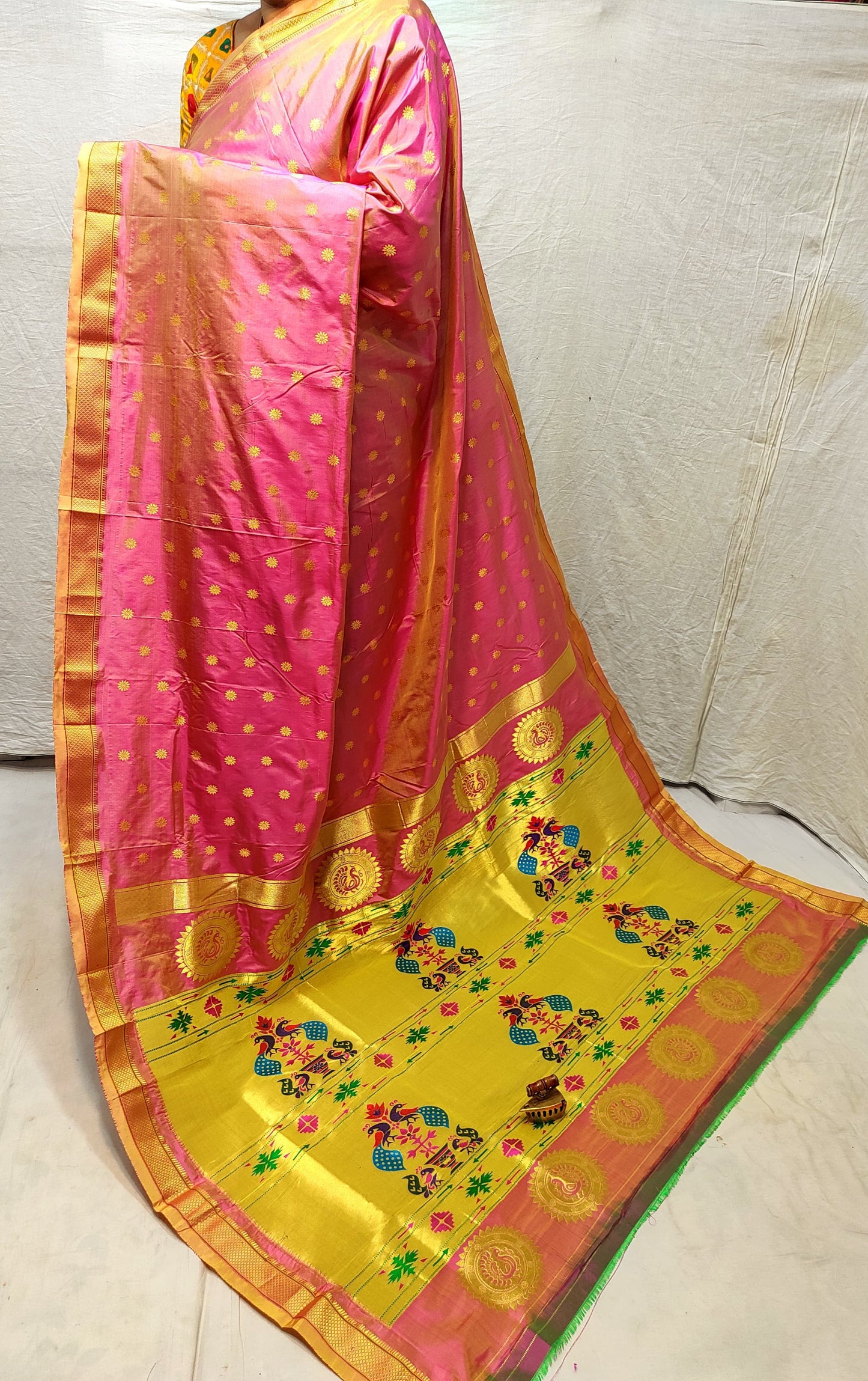 Maharani Kalanjali pure silk paithani Saree