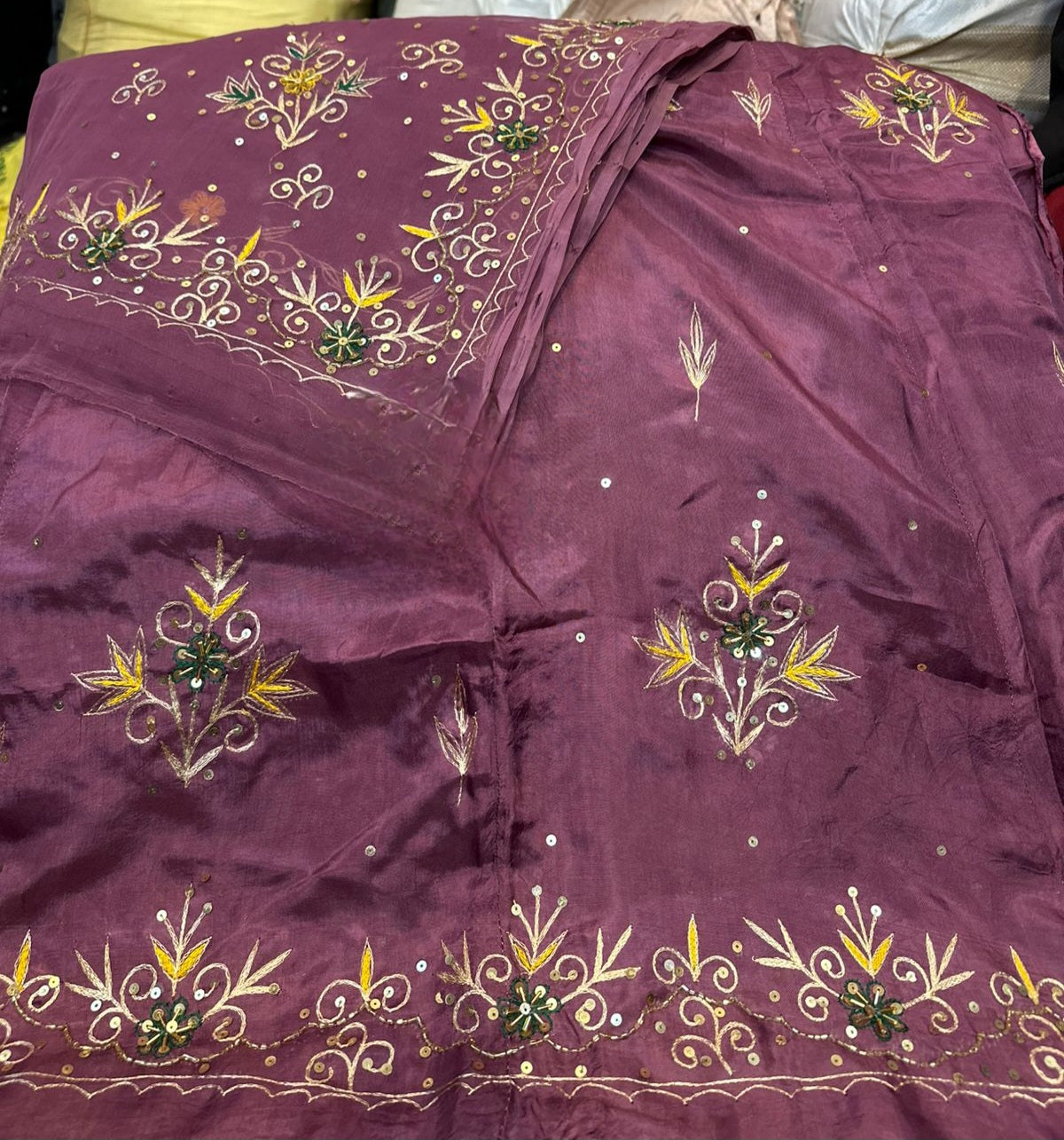 Heavy upada fabric Resam Thakurji pyor odhna taara  katdana handwork Elegant poshak