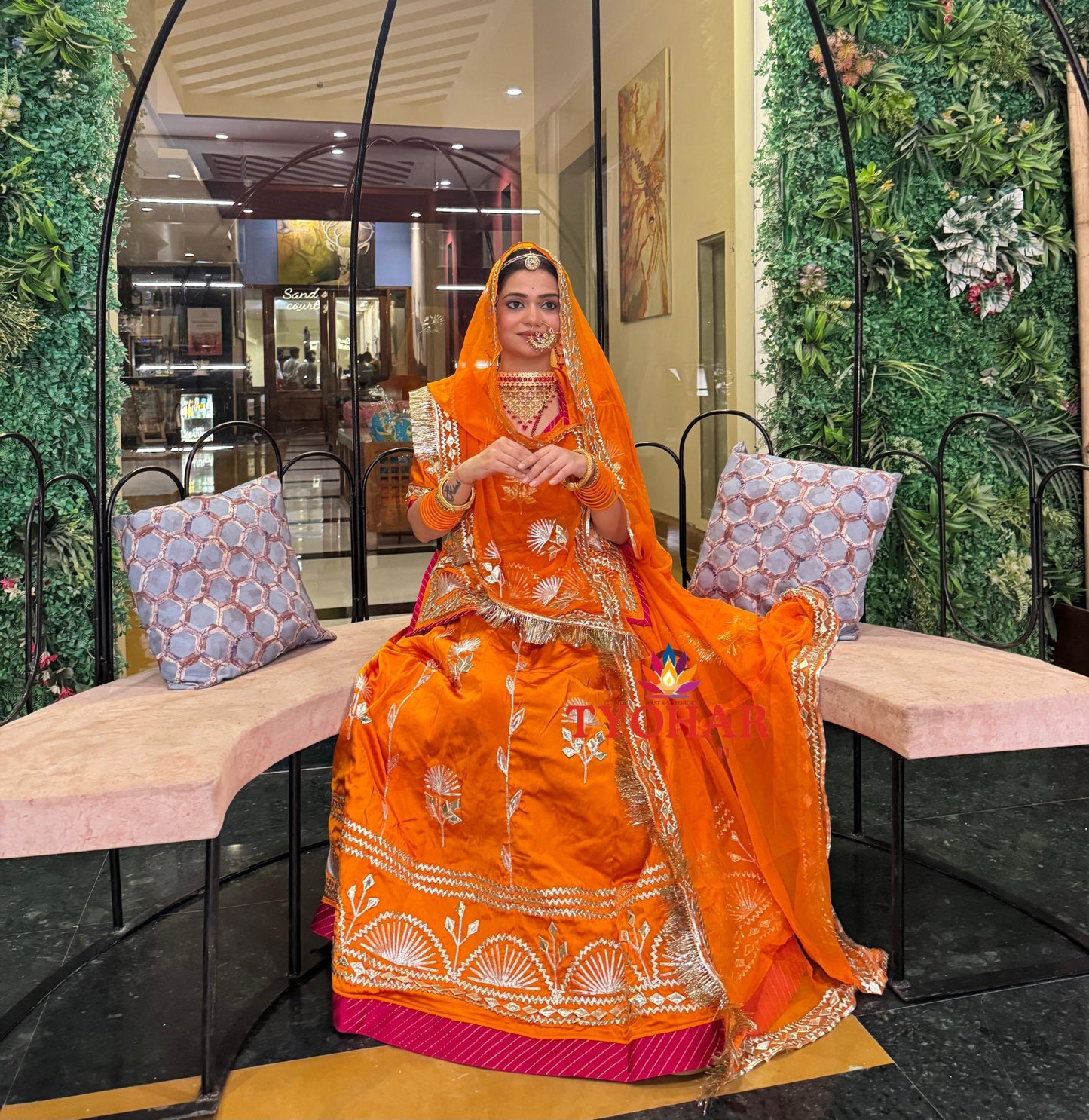 Royal Rajwadi look poshak