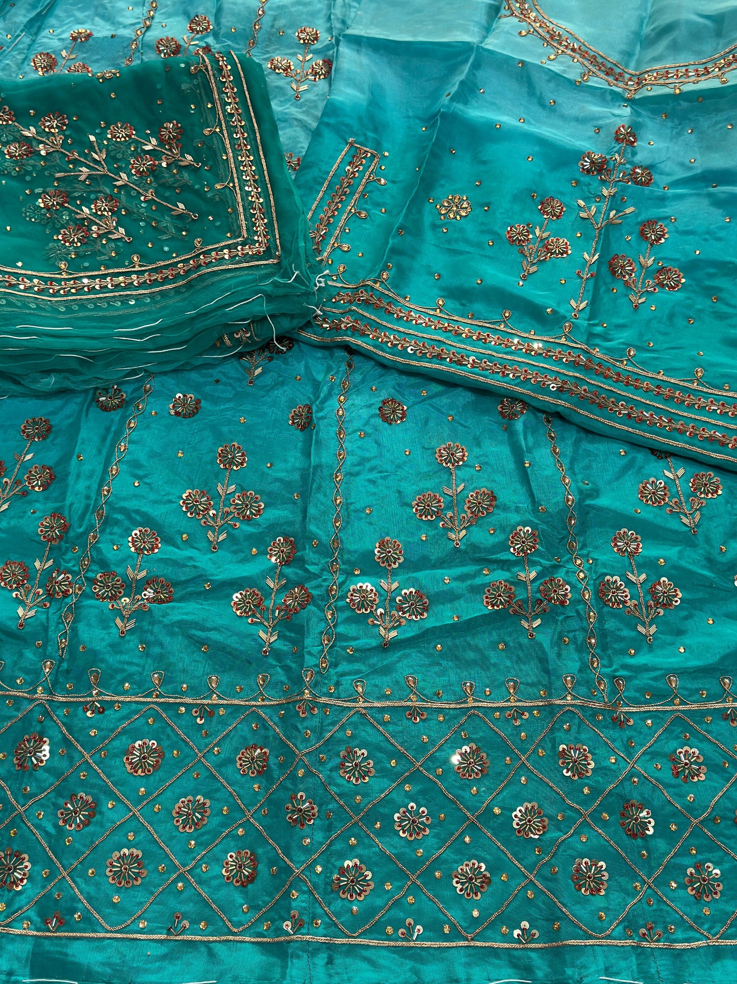 Rajasthani Splendor: Elegant Handwork Poshak