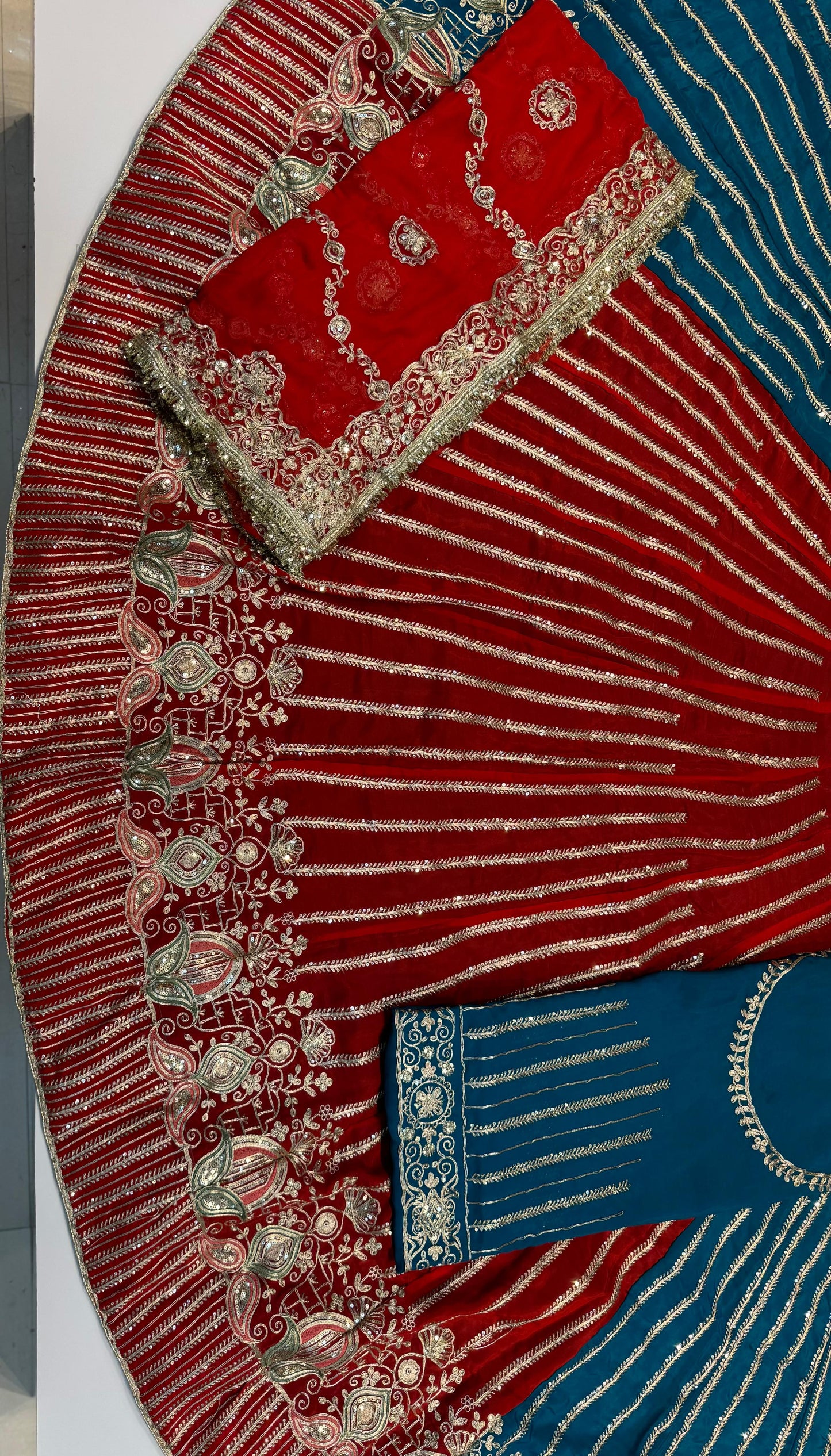 Elegant Designer Lehenga Poshak – 5Mtr Ghera, Heavy Jari & Sequence Work