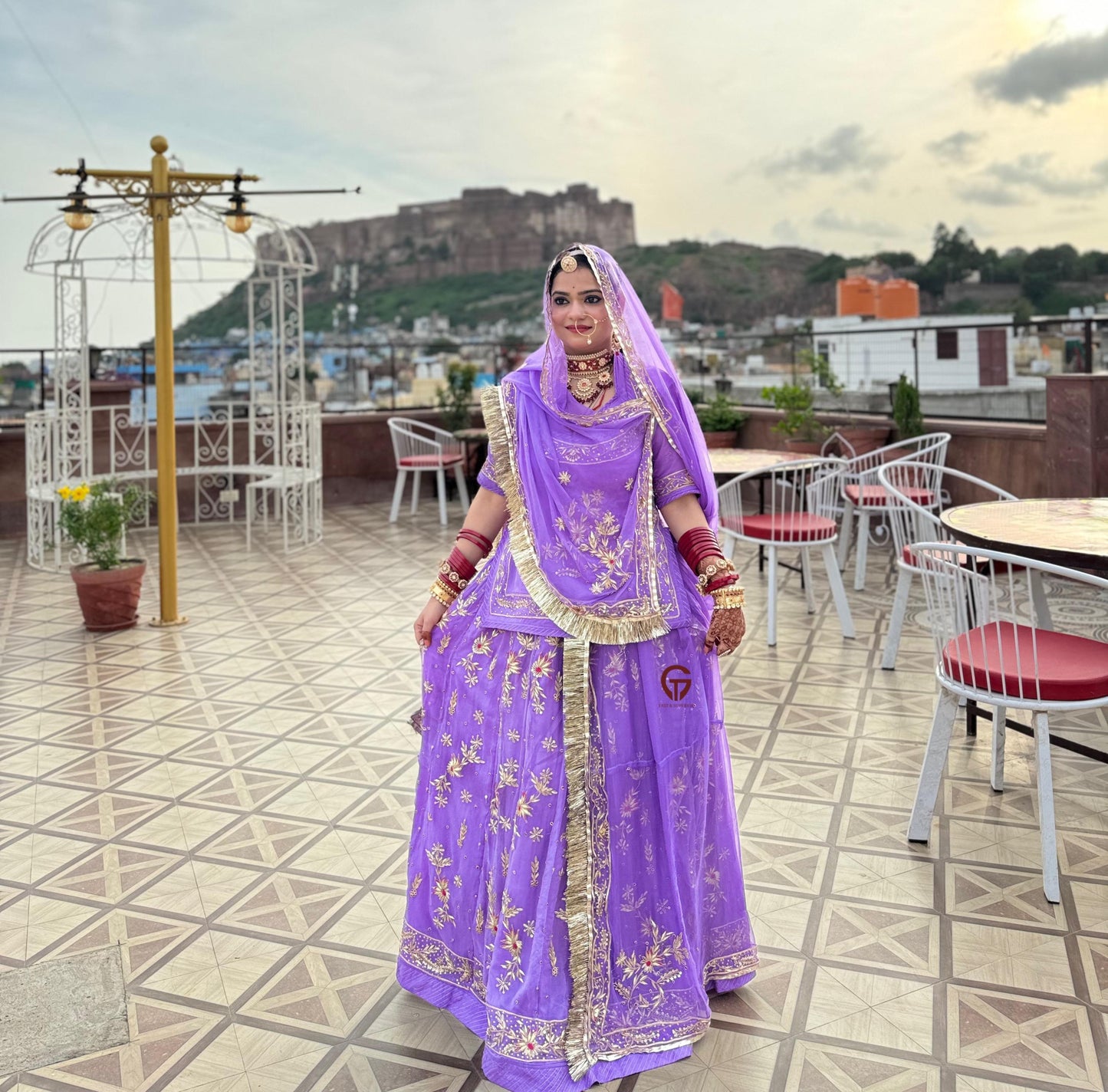 Exquisite Hand Dabka and Kundan heavy work Rajwadi Poshak