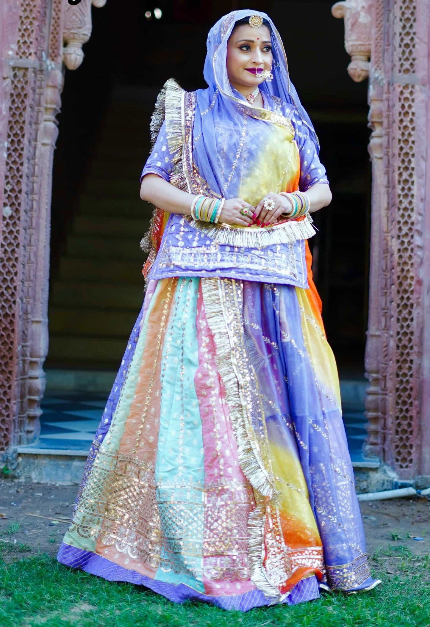 Boutique multicolor kali poshak