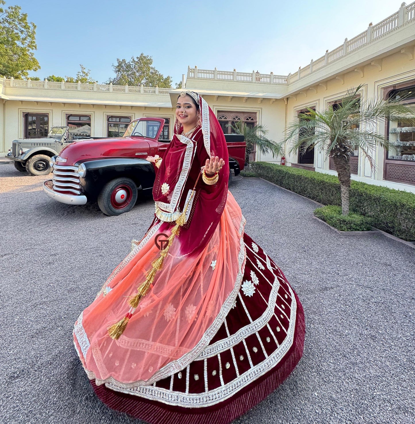 24 KALI FULL HEAVY GHEAR  VELVET POSHAK